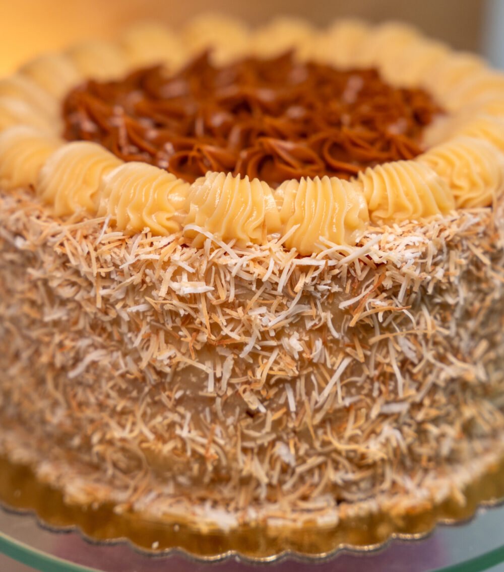Torta de Tapioca com Doce de Leite - Image 3